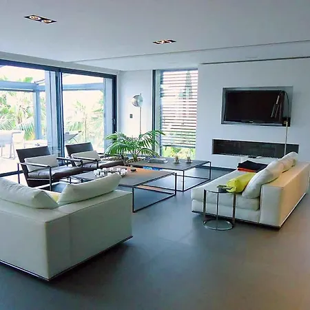 بيت للعطل Golfe-juan Sleeps 12 Pool *