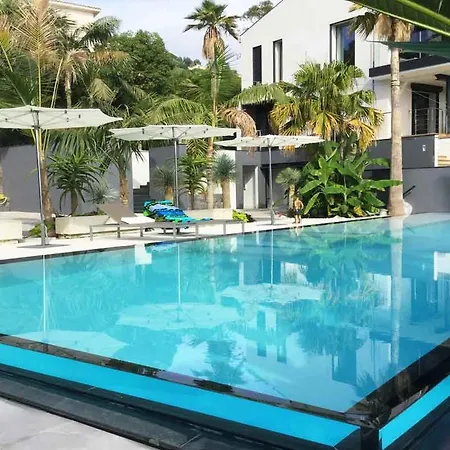 Golfe-juan Sleeps 12 Pool Feriehus Golfe-Juan